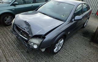 Crash damage Vauxhall Vectra